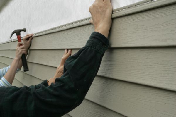 Cost of Insulated Siding Installation in Danbury