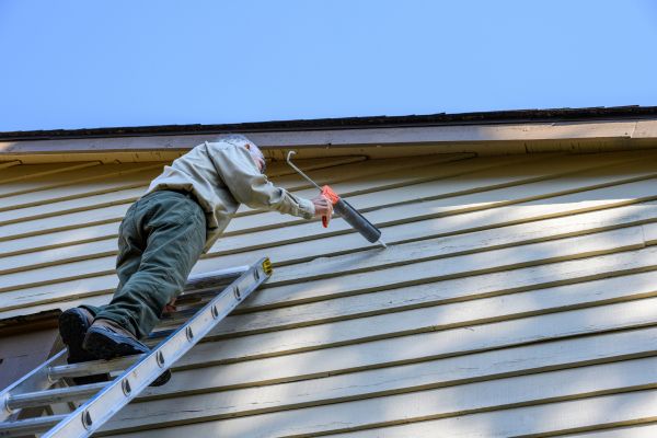 Cost of Vinyl Siding Caulk Repair in Danbury